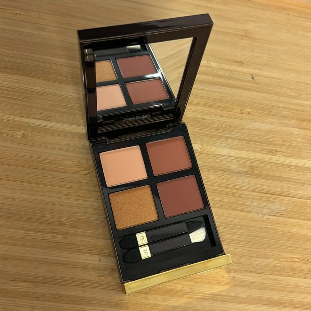 NEW IN BOX TOM FORD Eyeshadow Quad Desert Fox - Picture 3 of 7